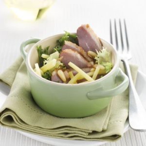 Salade-magret-fumé-Comté-pignons-de-pin